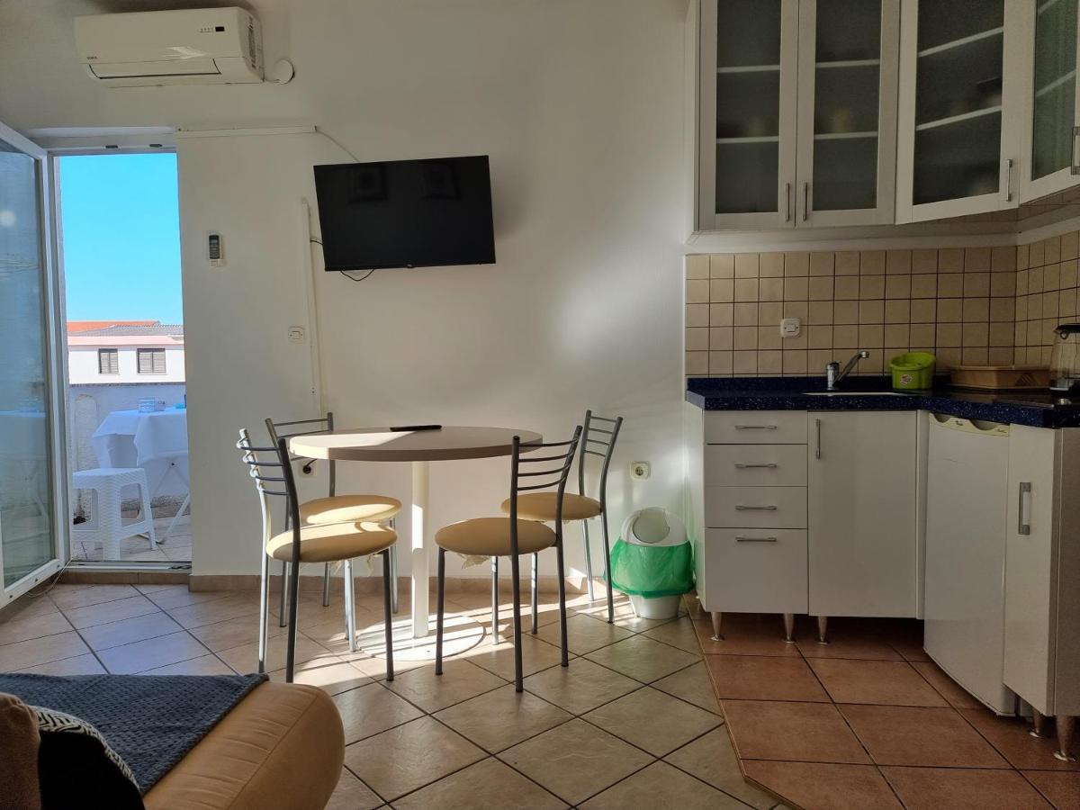 Apartment Aqua Near The City Beach Новалья Номер фото