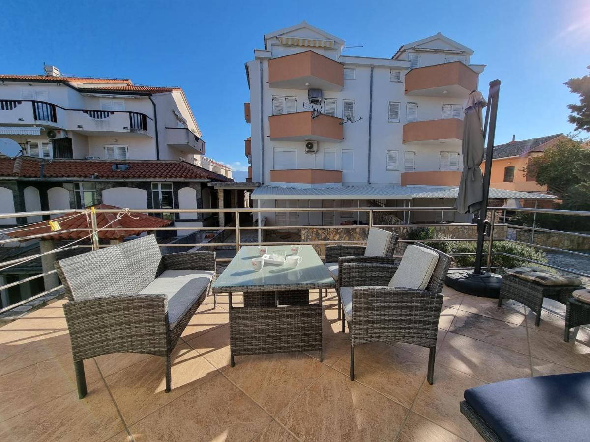 Apartment Aqua Near The City Beach Новалья Экстерьер фото