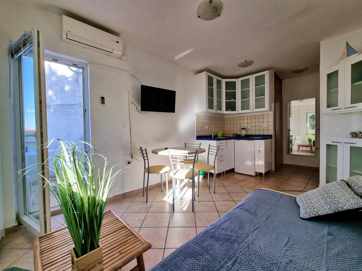 Apartment Aqua Near The City Beach Новалья Экстерьер фото